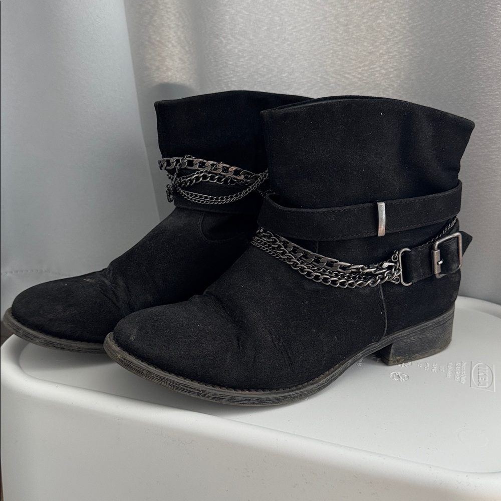 Aldo Black Ankle Boots with Chain Detail